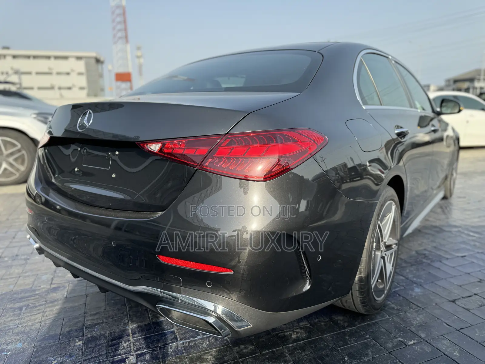 New Mercedes-Benz C300 2023 Gray