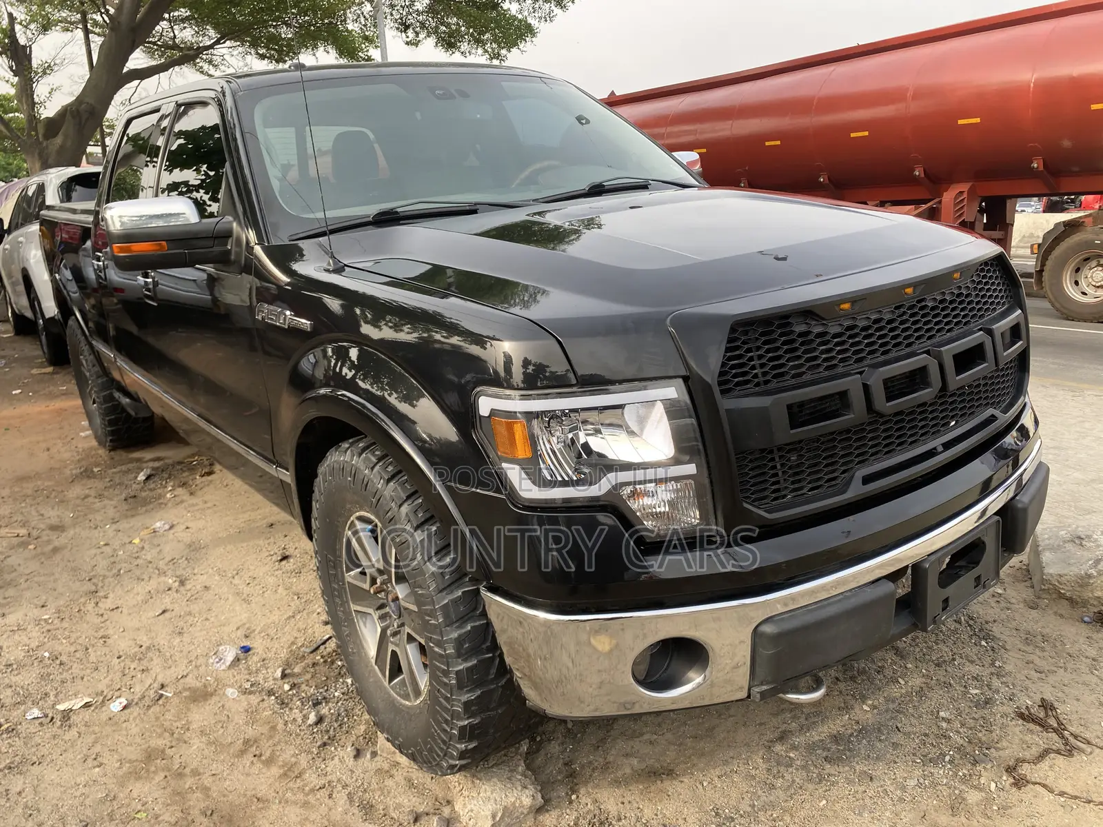 Ford F-150 Platinum 2010 Black