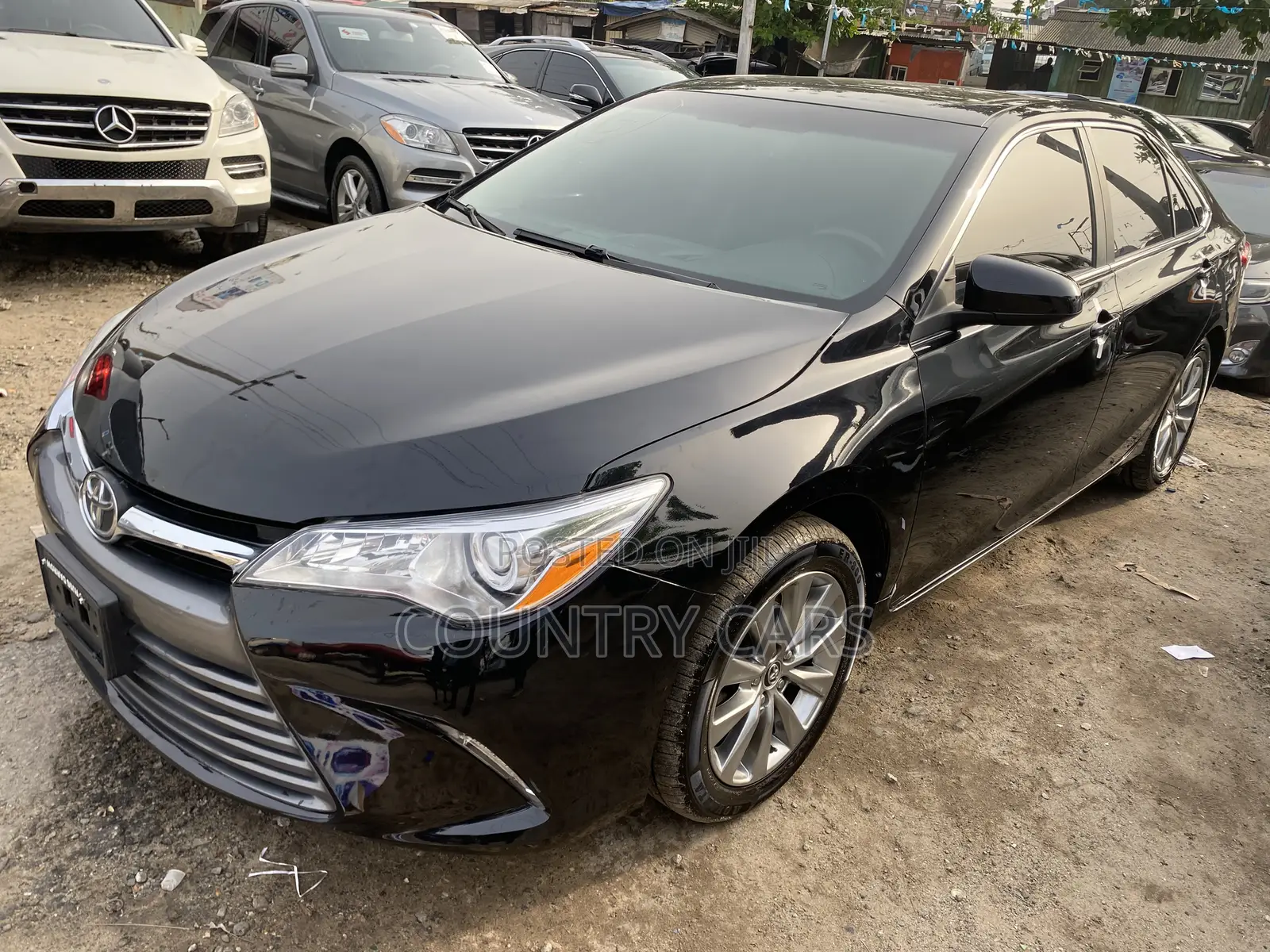 Toyota Camry 2016 Black