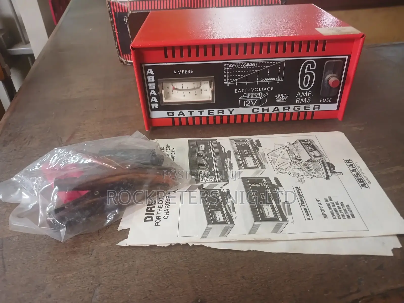 Absaar 6amps 12V Battery Charger