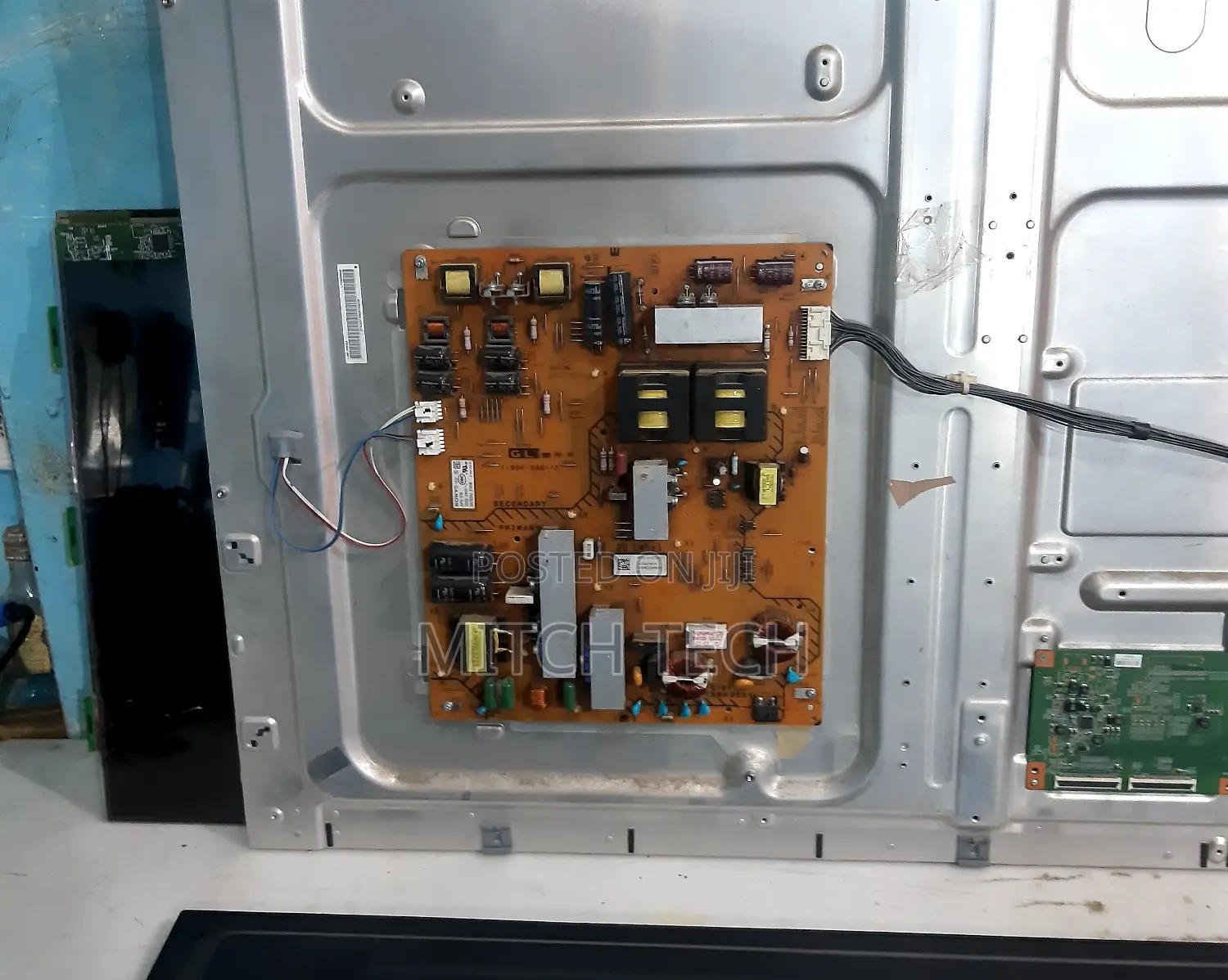 Repair 55inches LG TV Smart Service