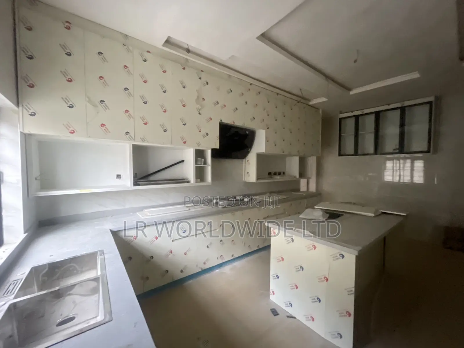 5bdrm Duplex in Garki 2 for sale