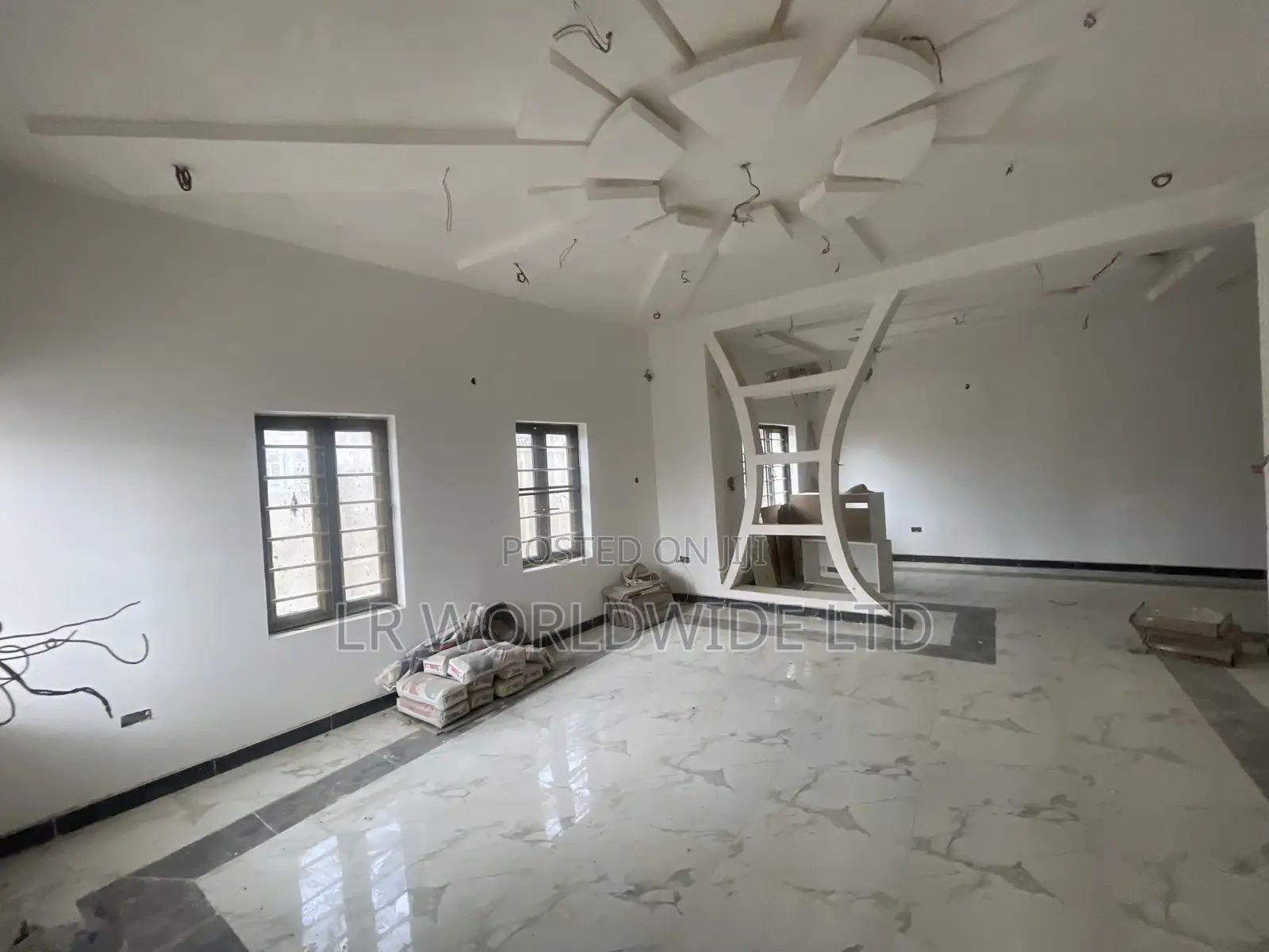 5bdrm Duplex in Garki 2 for sale