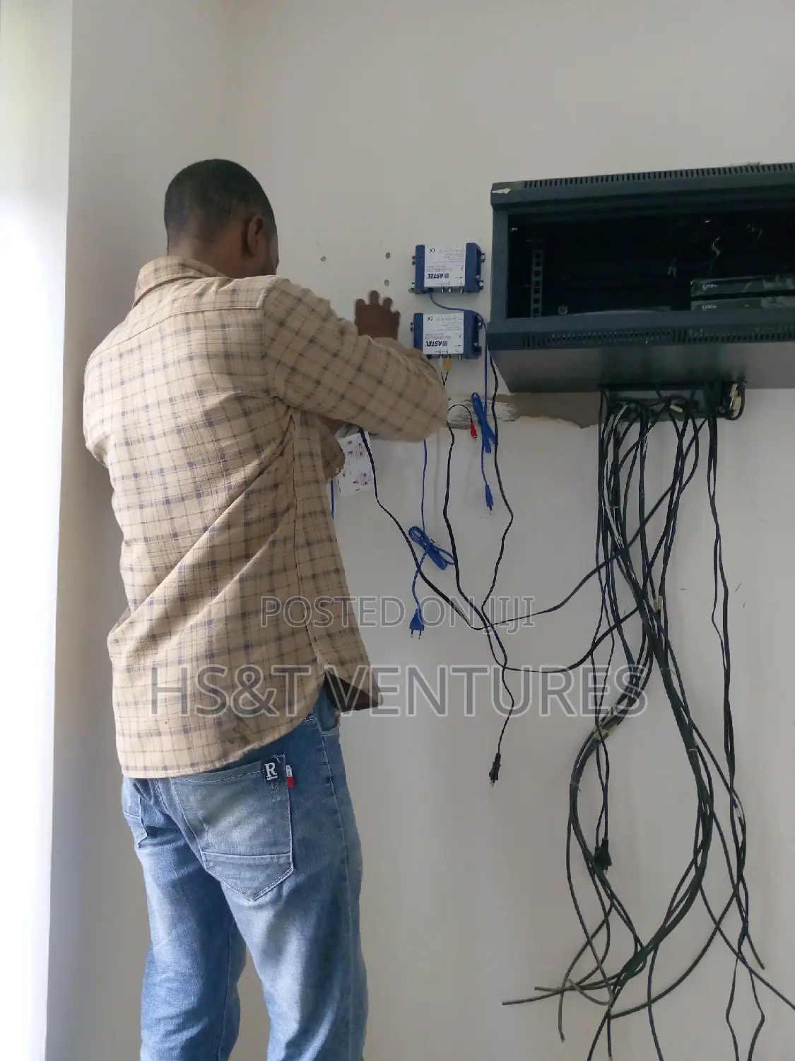 DSTV and Free to Air Satellite Installer