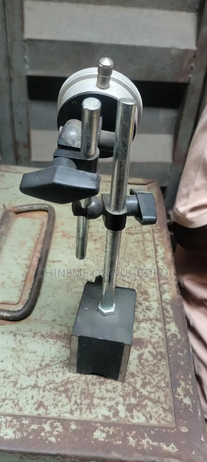 Magnetic Base and Gauge