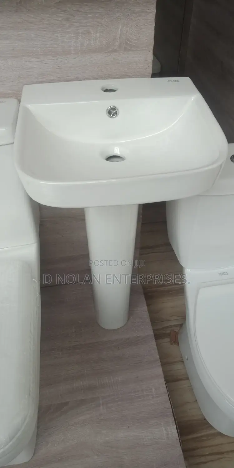G Diamond Water Closet