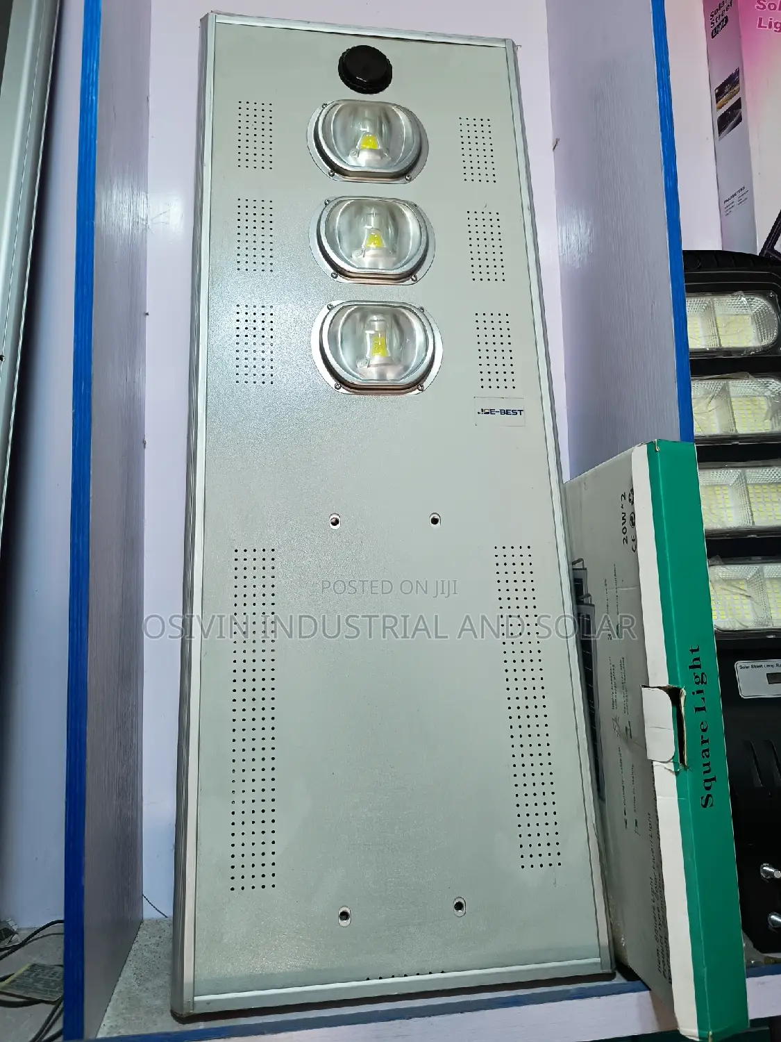 2000w Iron Body All in One Solar Street Light