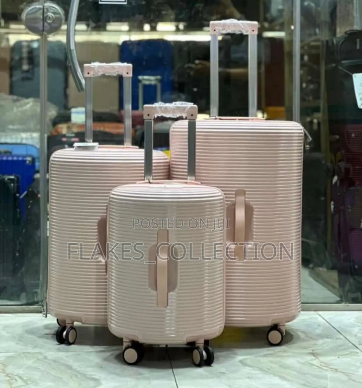 Set of 3 Classy Polypropylene Suitcases / Box