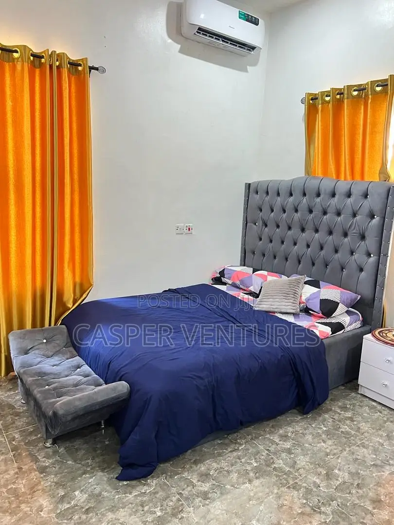 Glittering Masterbedroom