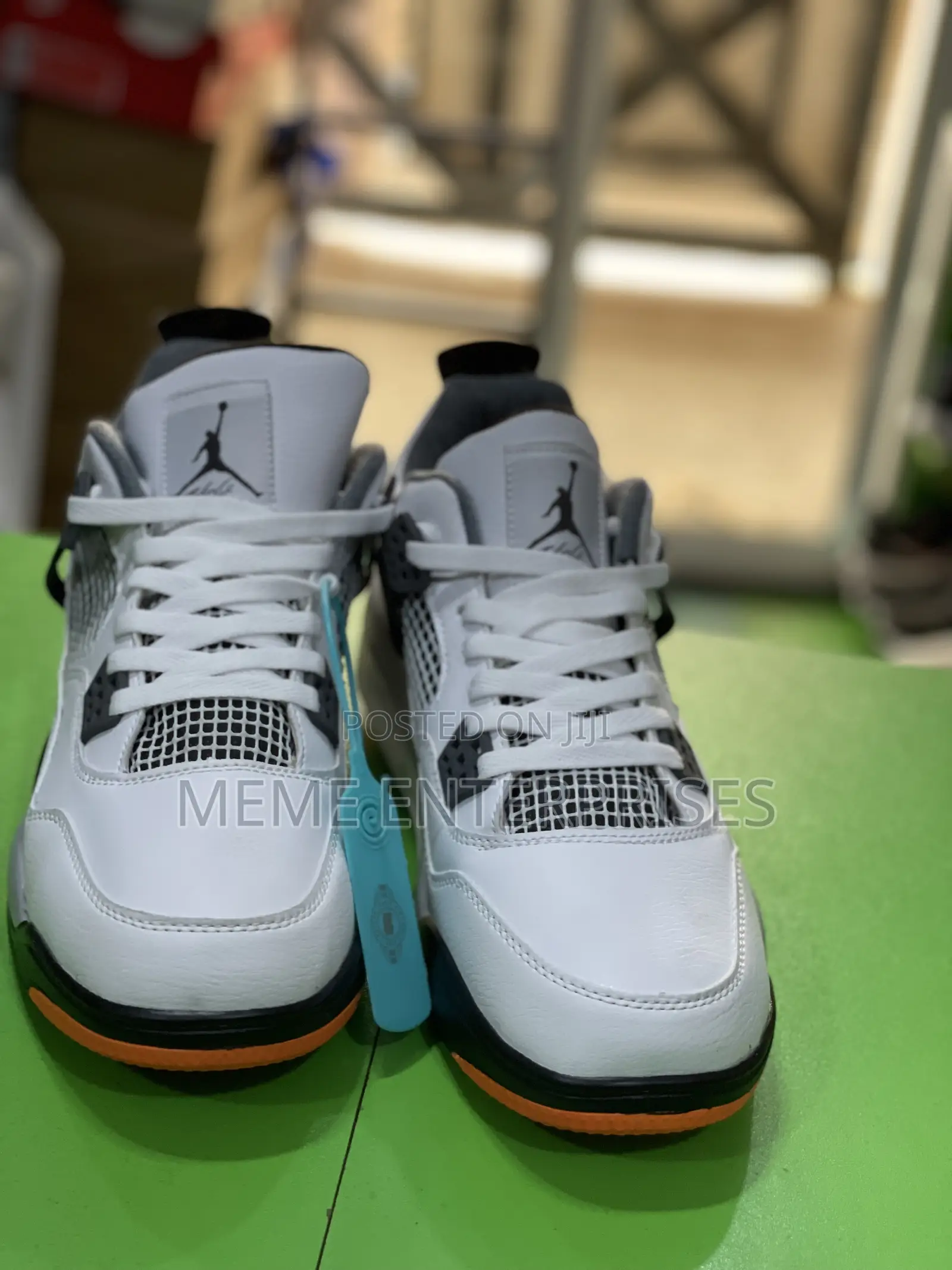Nike Jordan 4