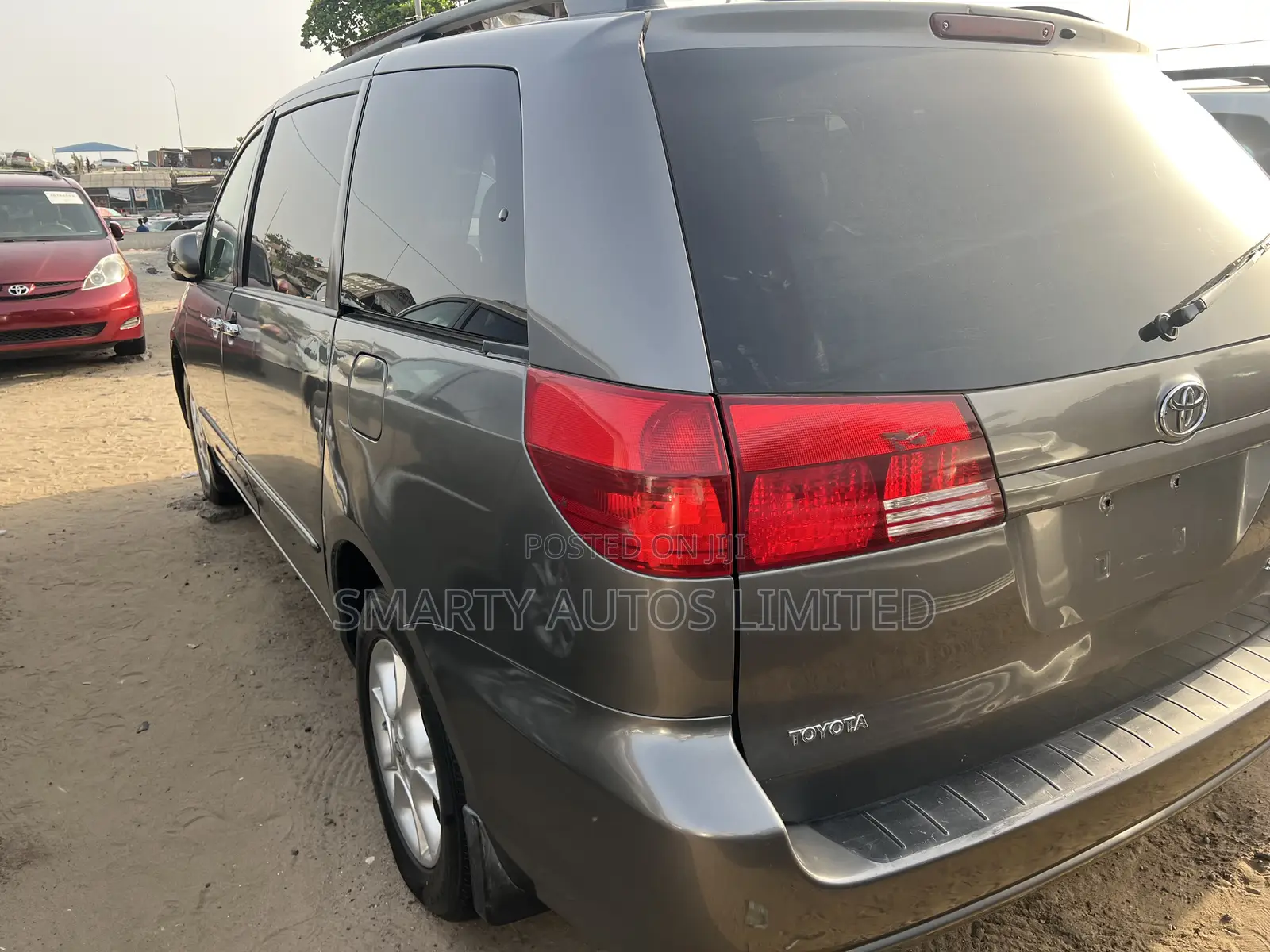 Toyota Sienna 2005 Gray