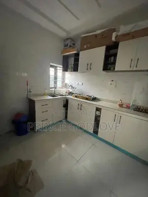 2bdrm Block of Flats in Citizen Avenue, Dawaki for rent