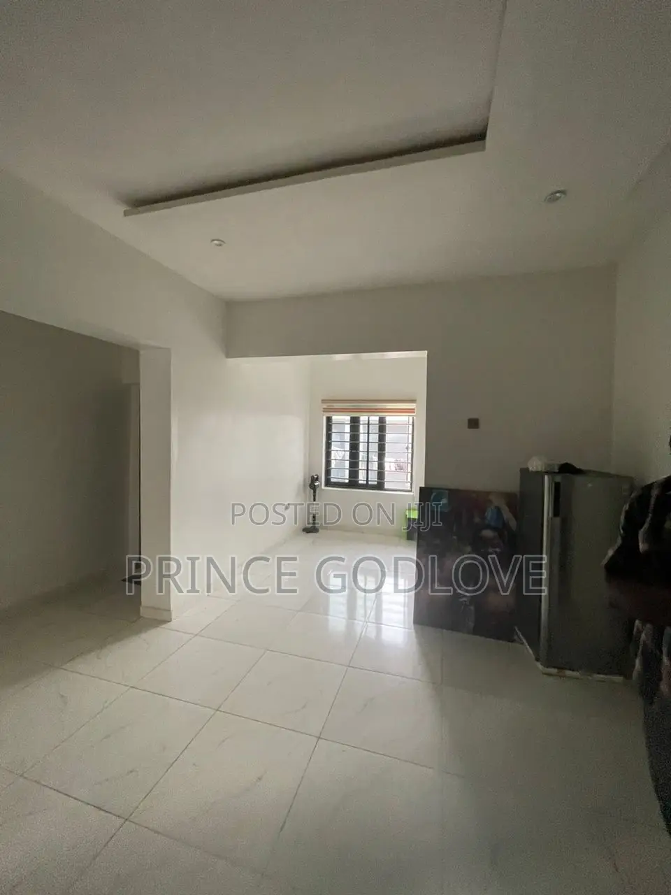 2bdrm Block of Flats in Citizen Avenue, Dawaki for rent