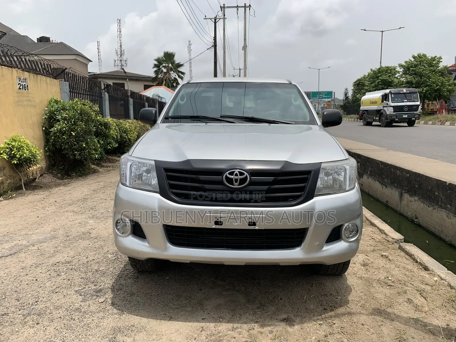 Toyota Hilux SR 4x4 2015 Silver