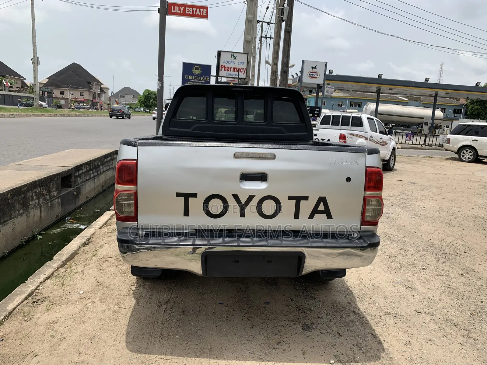 Toyota Hilux SR 4x4 2015 Silver