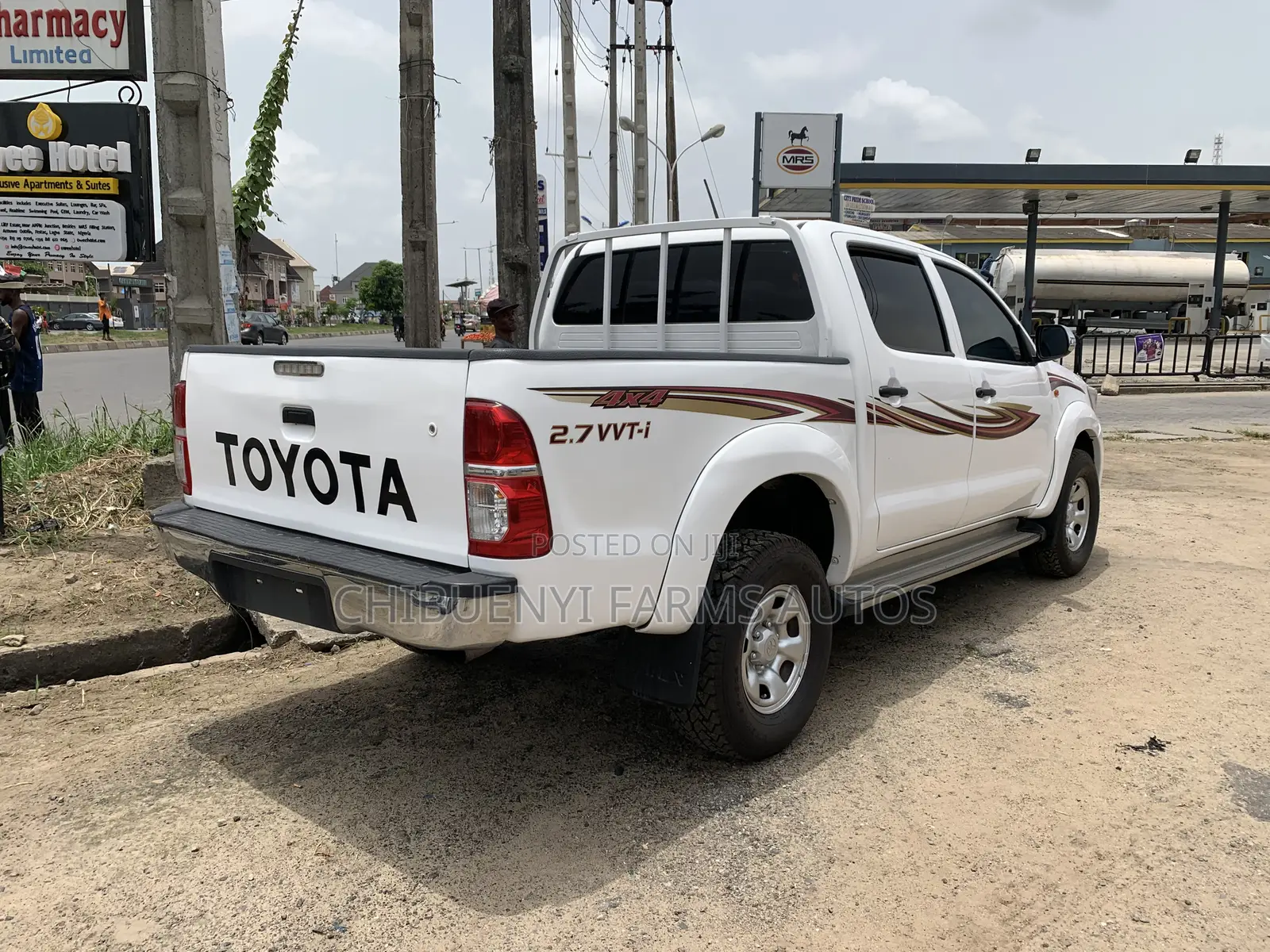 Toyota Hilux SR 4x4 2015 White