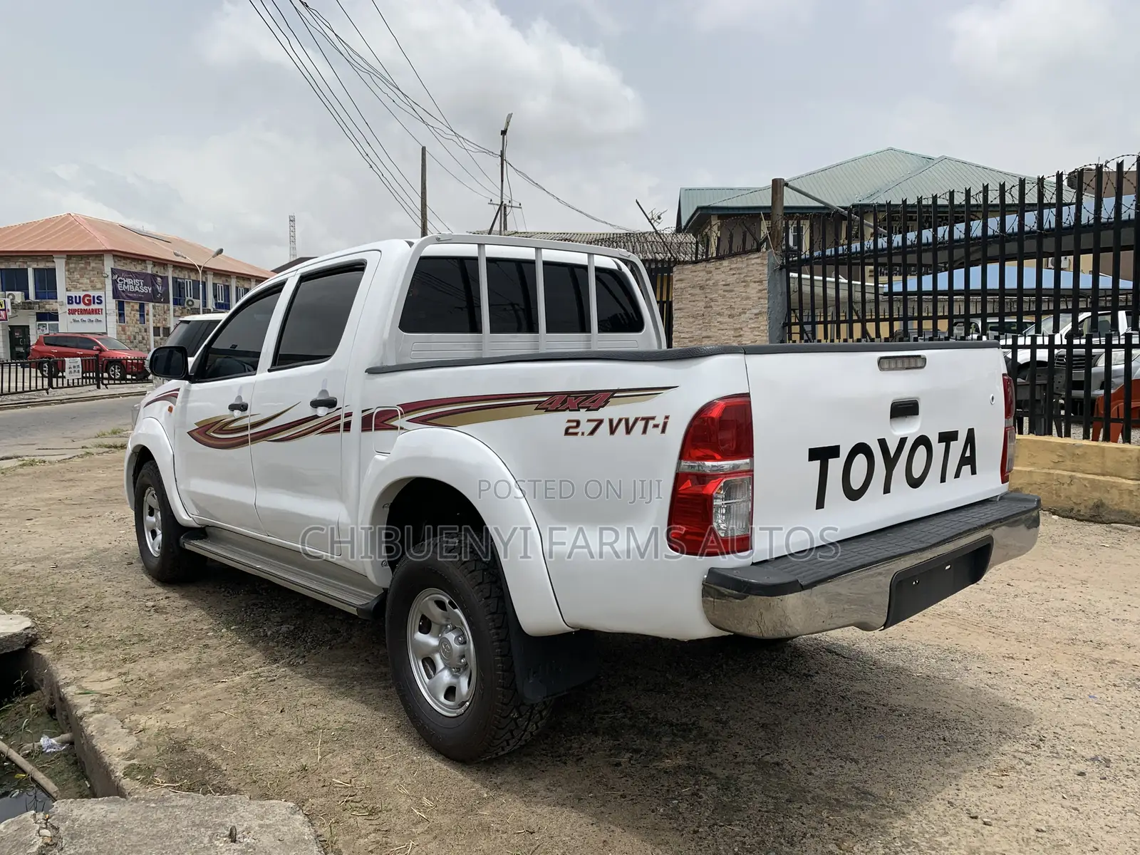 Toyota Hilux SR 4x4 2015 White