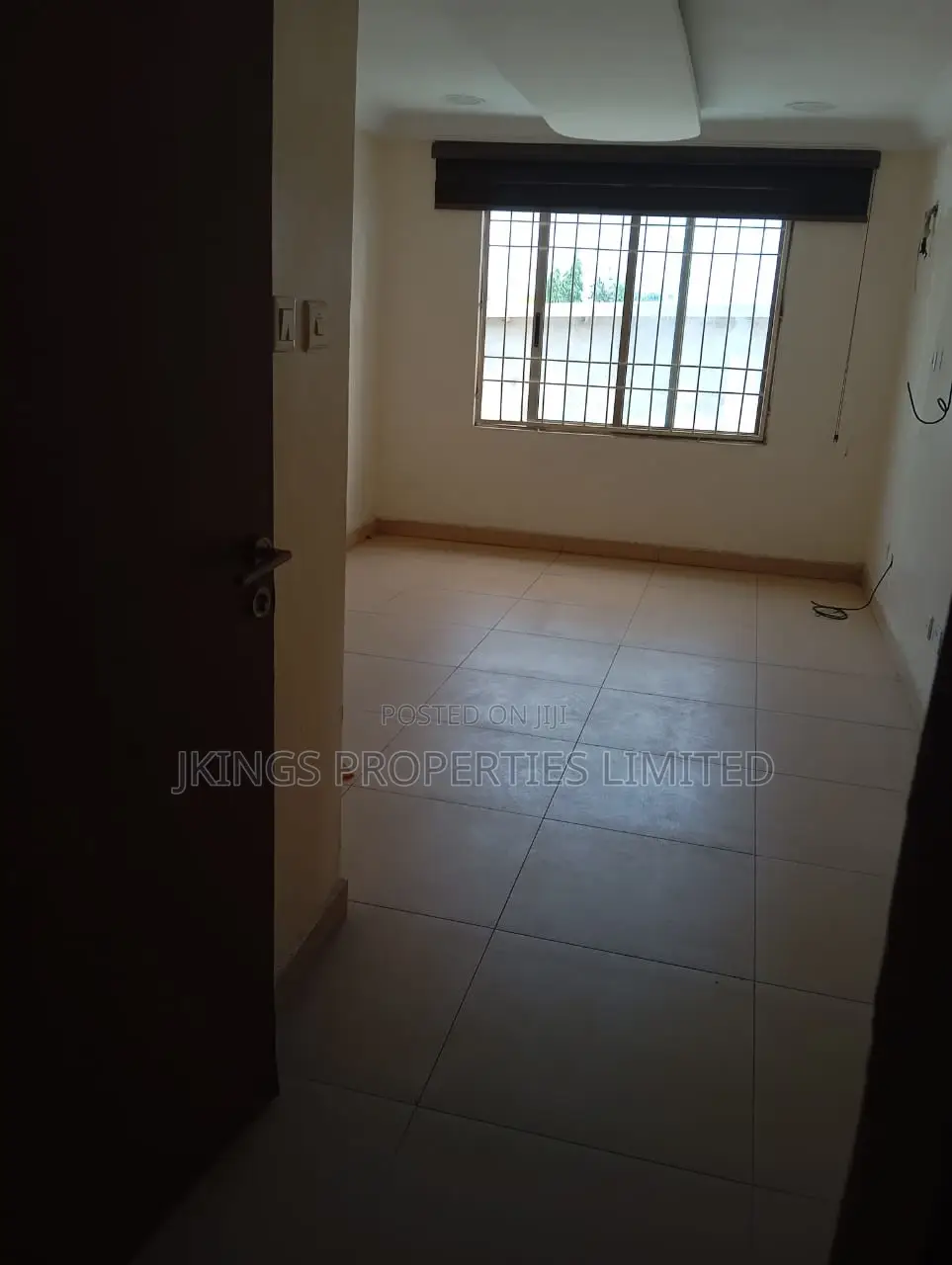 1bdrm Block of Flats in Lekki 1 for rent