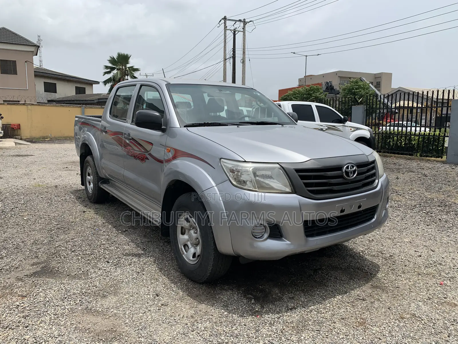 Toyota Hilux SR 4x4 2015 Silver