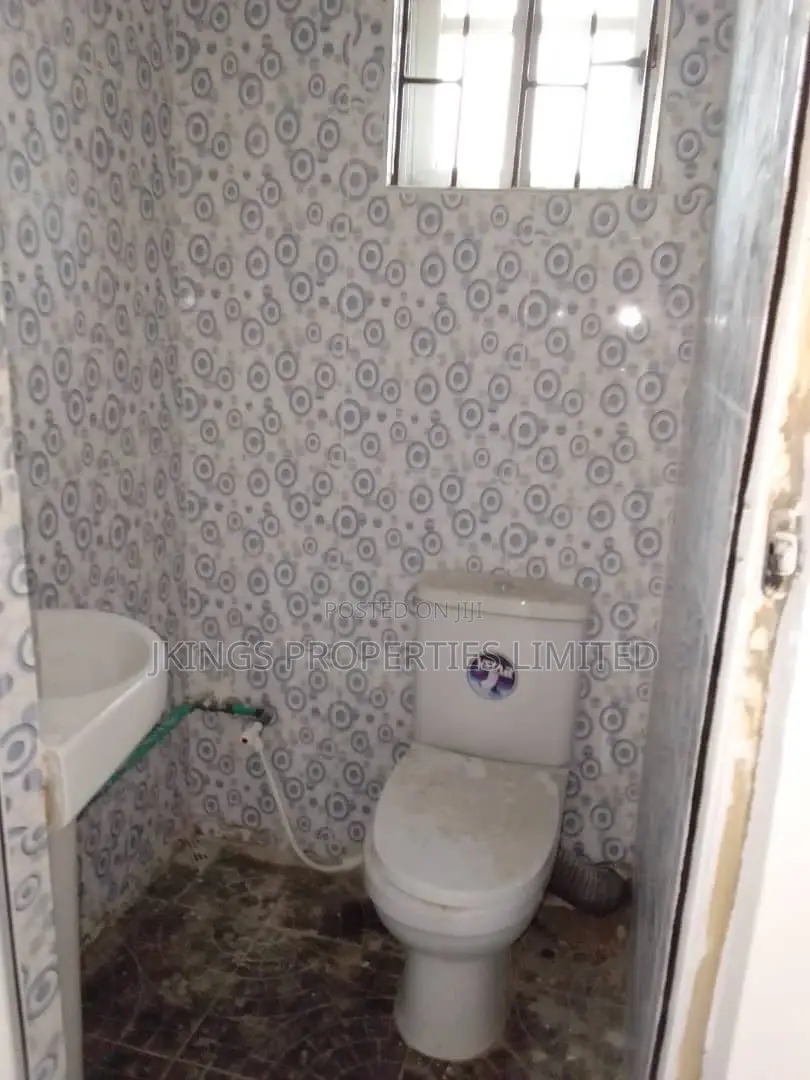 Studio Apartment in Ikeja Gra, Allen Avenue for rent