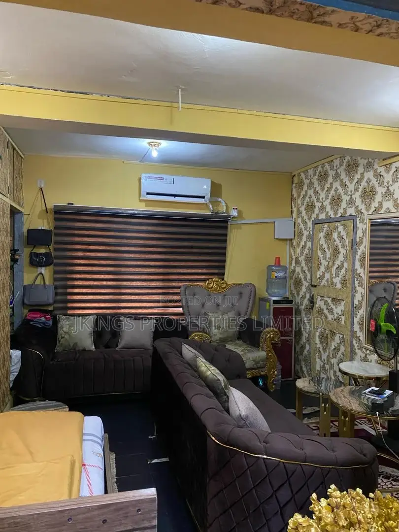 Studio Apartment in Ikeja Gra, Allen Avenue for rent