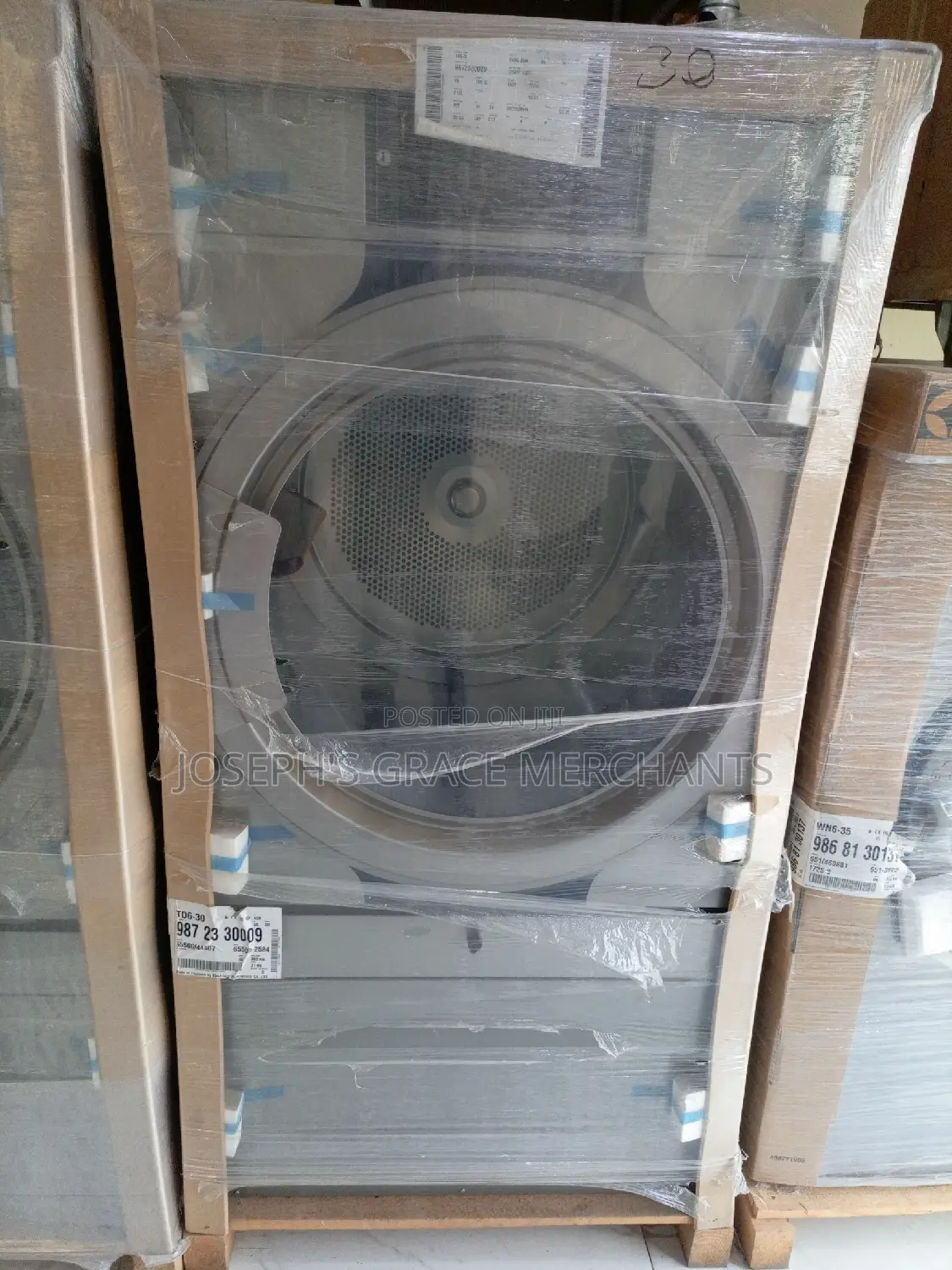 30kg Electrolux Tumble Dryer Extractor Machine.