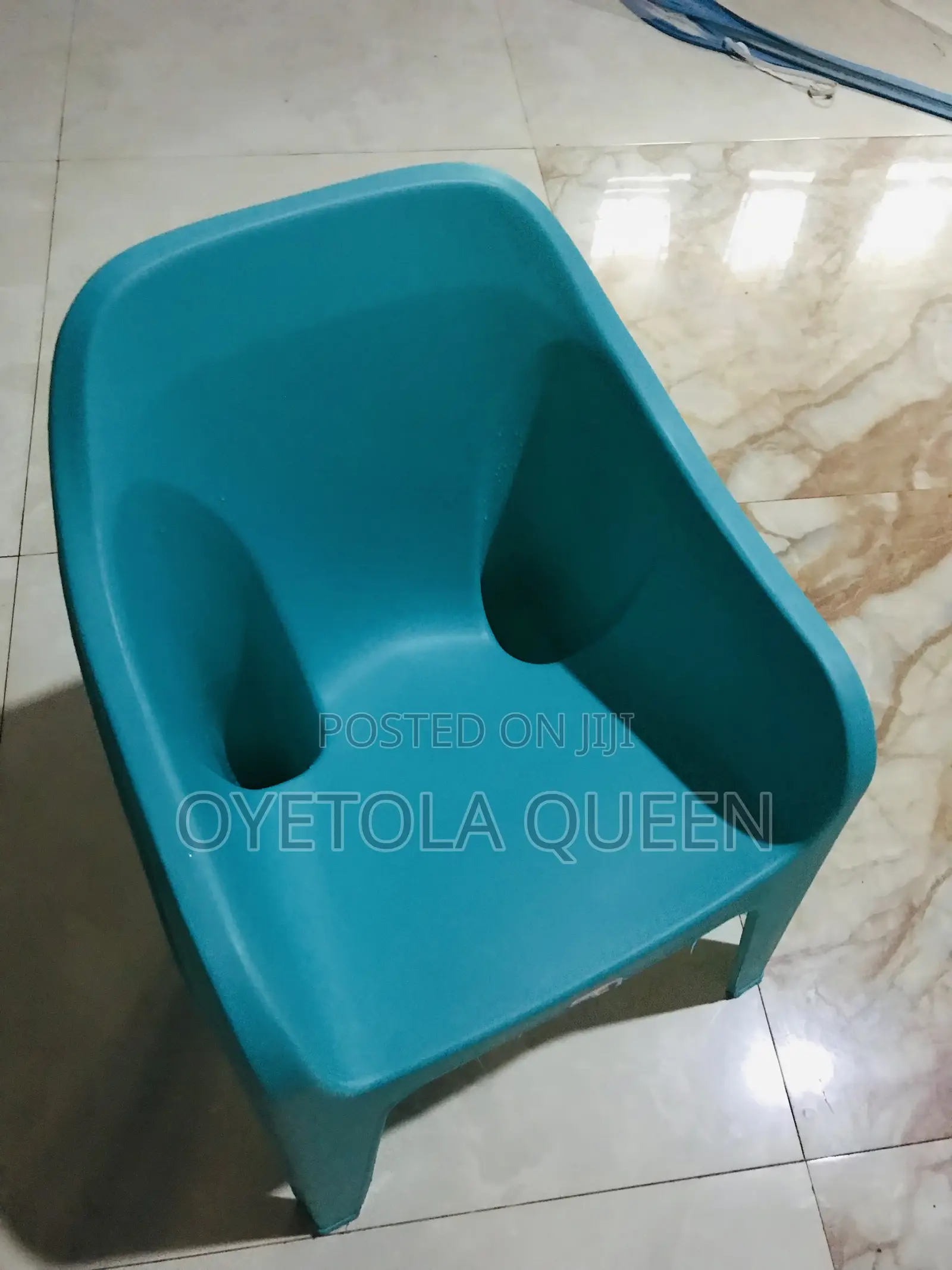 Reading Chairs and Table for Kids