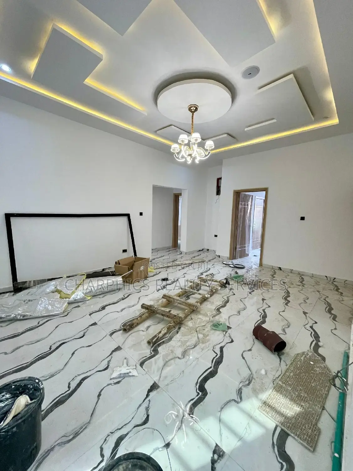 5bdrm Duplex in Ikota for sale