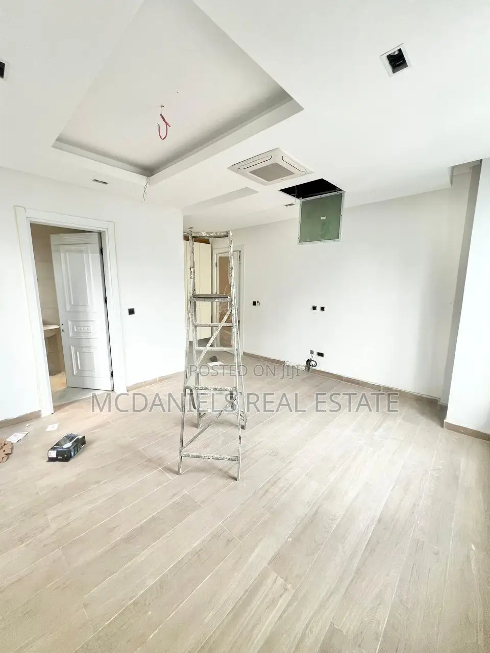4bdrm Maisonette in Banana Island for sale