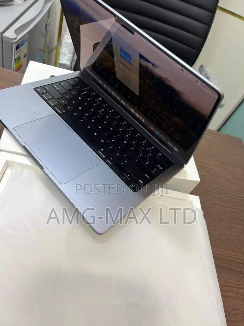 Laptop Apple MacBook Pro 2021 M1 32GB Apple M1 Max SSD 2T