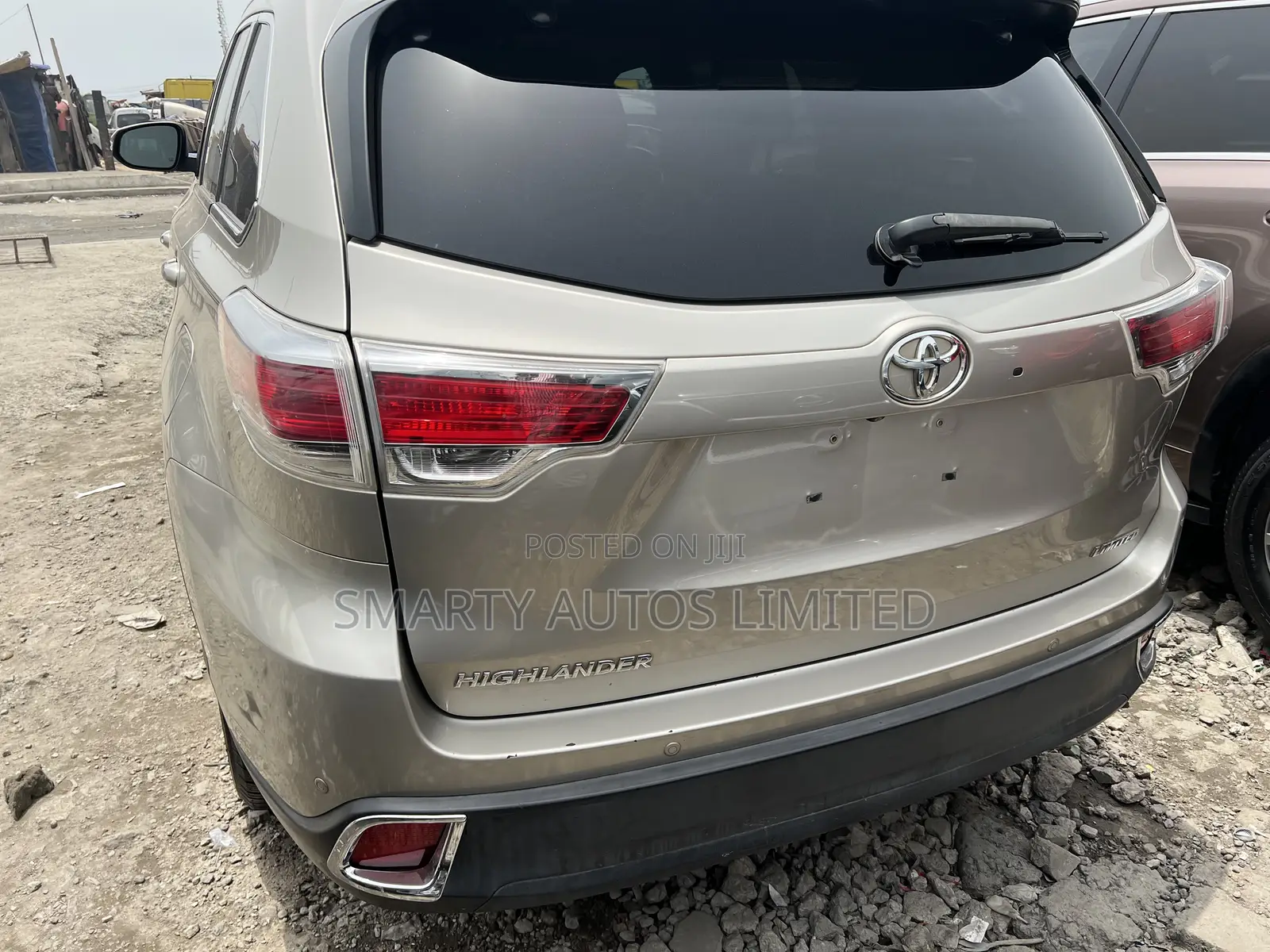 Toyota Highlander 2016 Gold