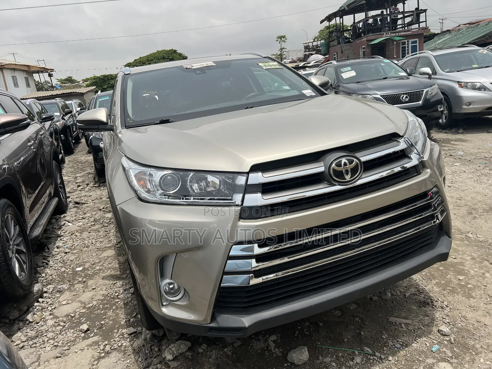 Toyota Highlander 2016 Gold