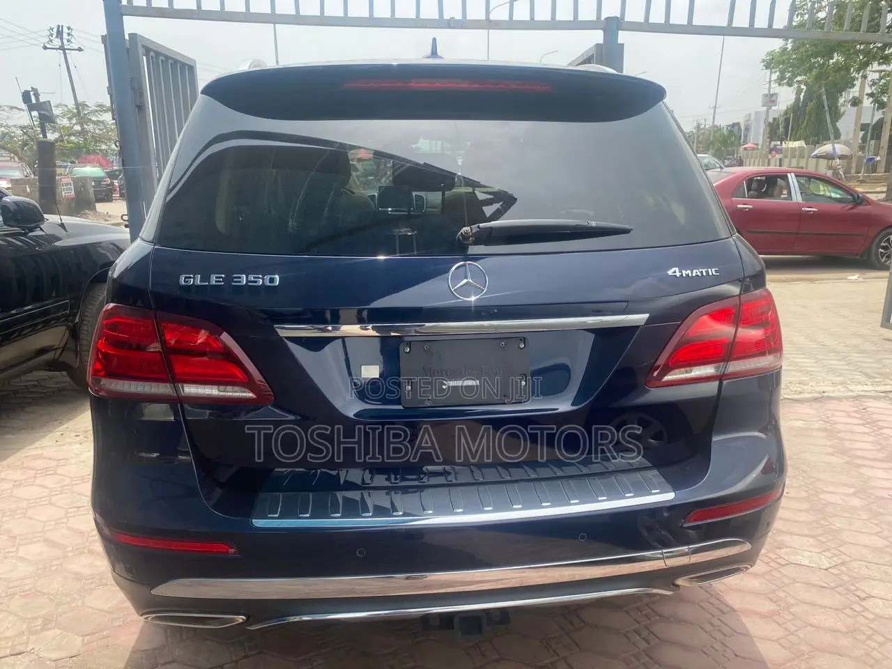 Mercedes-Benz GLE-Class GLE 350d 4MATIC 2017 Blue