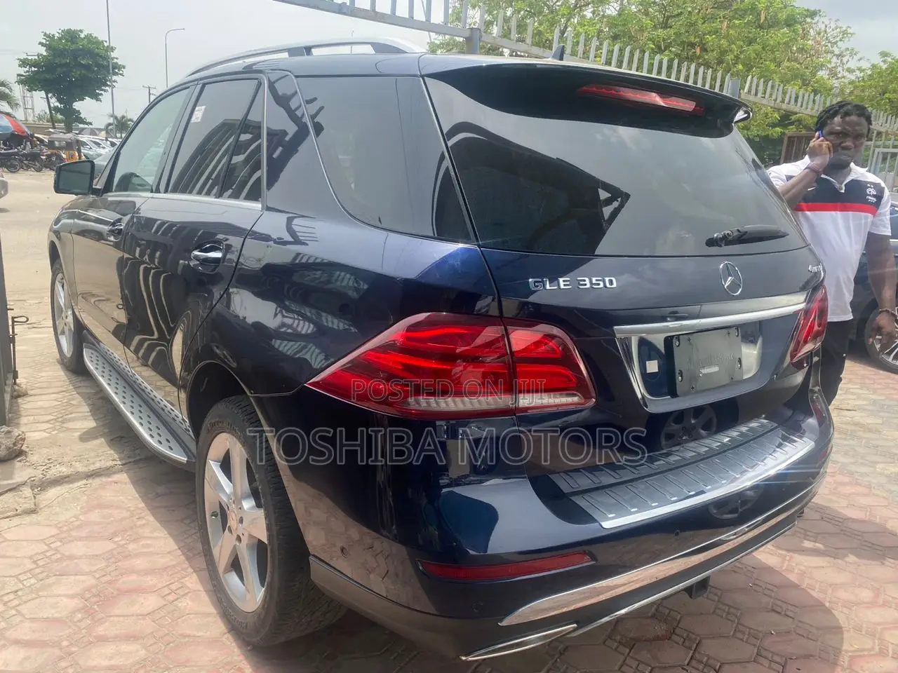 Mercedes-Benz GLE-Class GLE 350d 4MATIC 2017 Blue