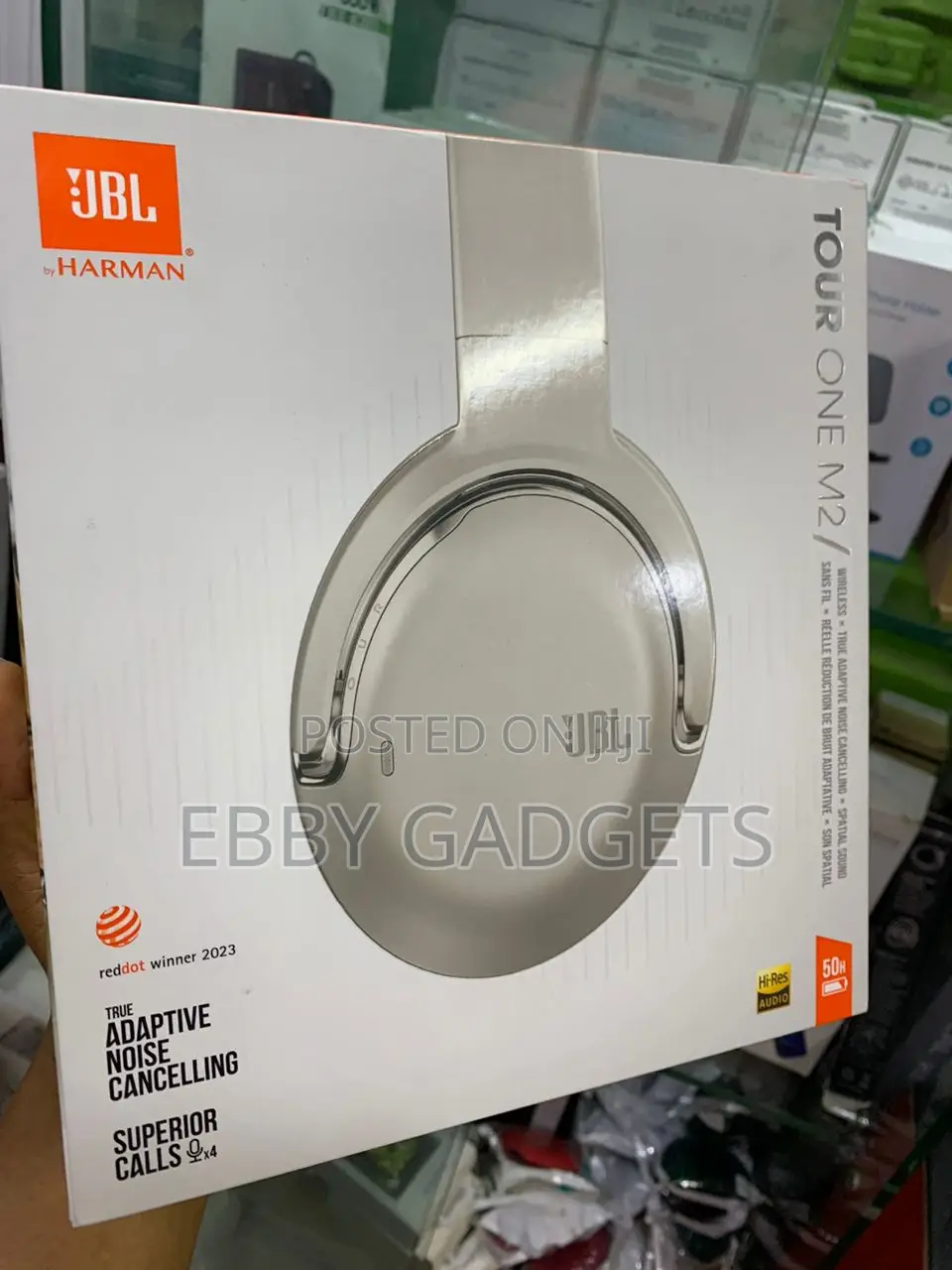 JBL Tour One M2
