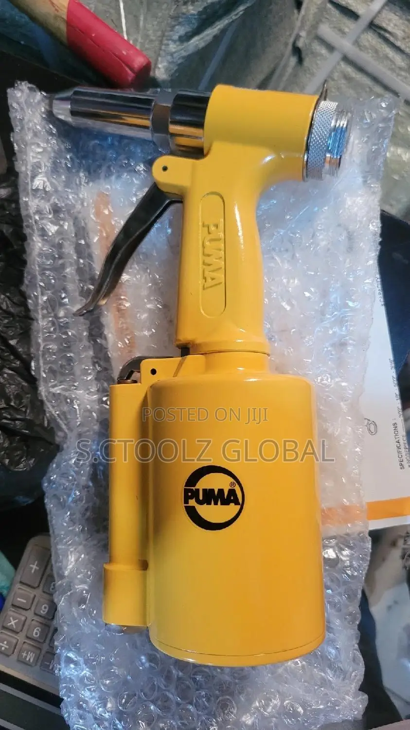 Pneumatic Rivet Gun