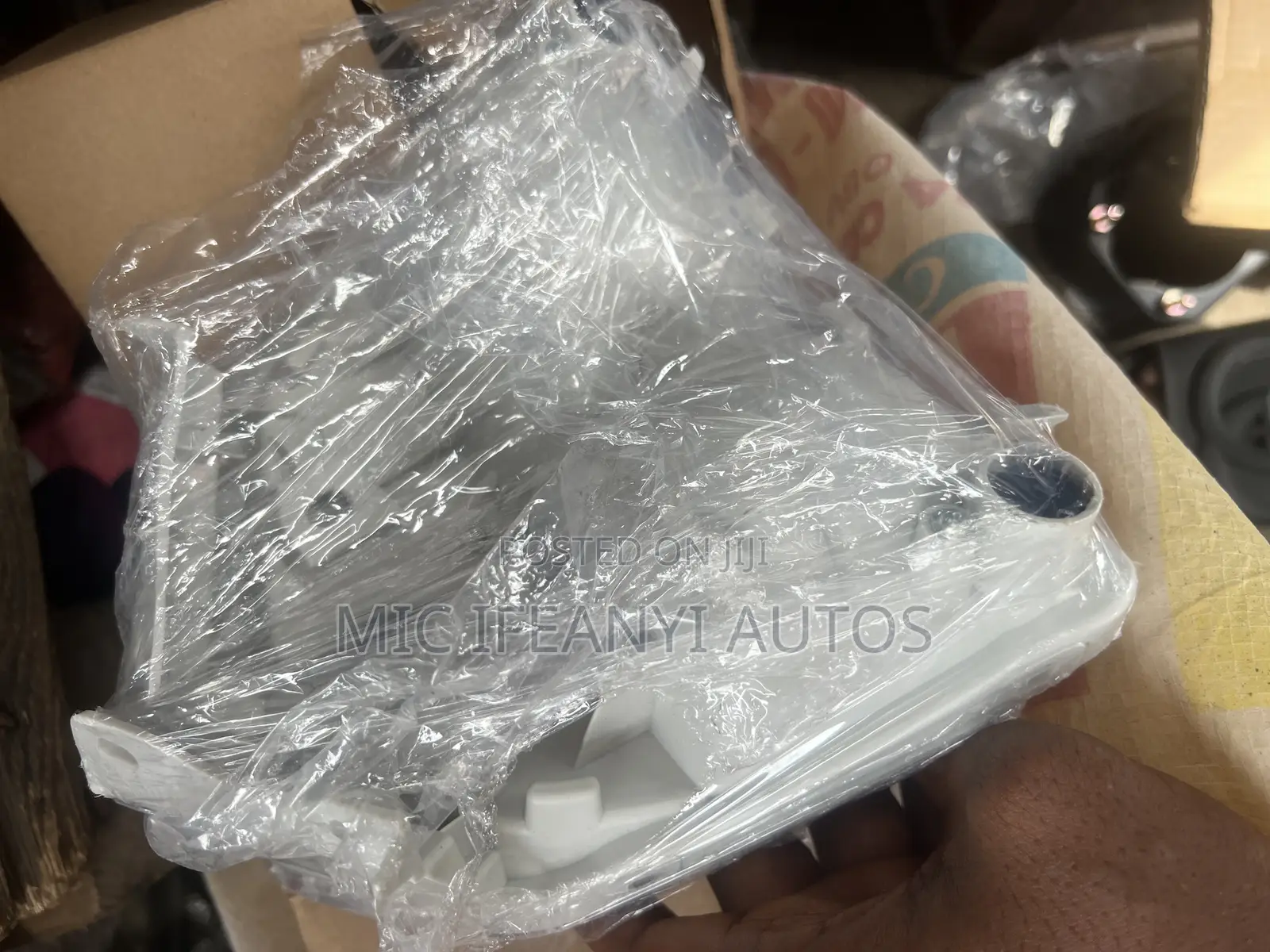 Bumper Reflector Rav4 2015
