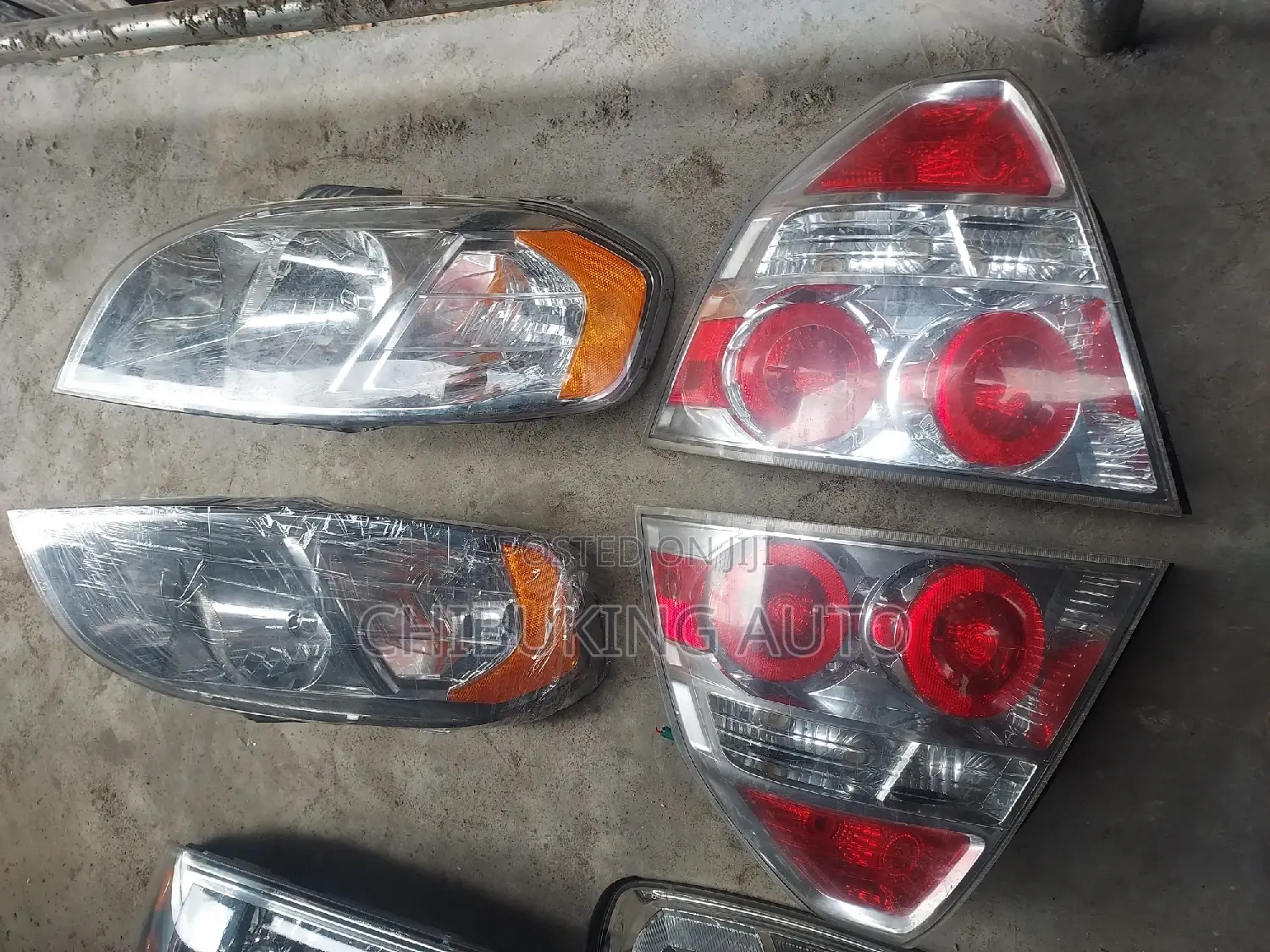 Chevrolet Aveo 2008 Complete Headlight