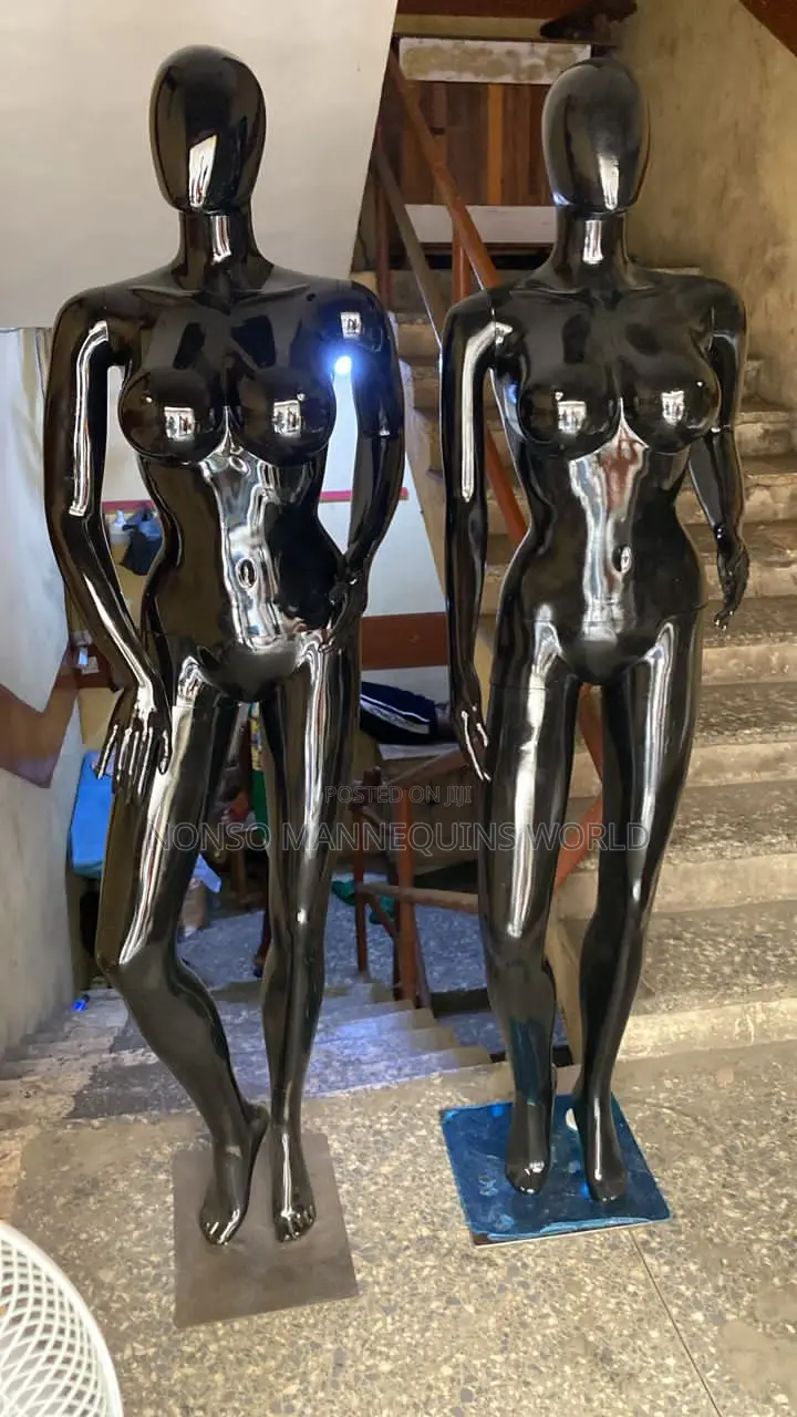 Size 12 Glossy Black Female Display Mannequin