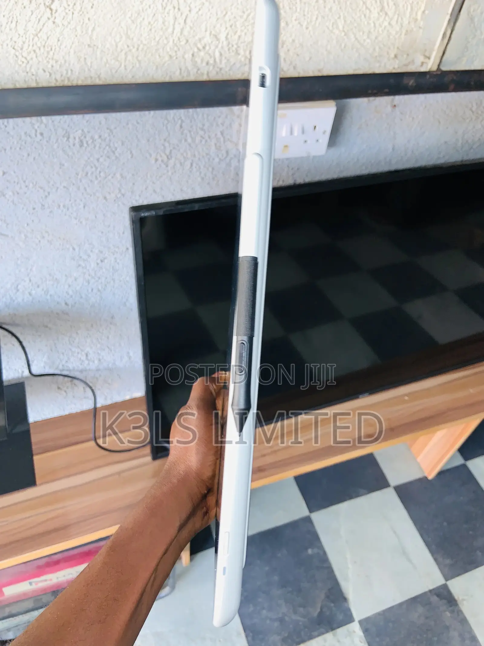 Wacom One Creative Pen Display