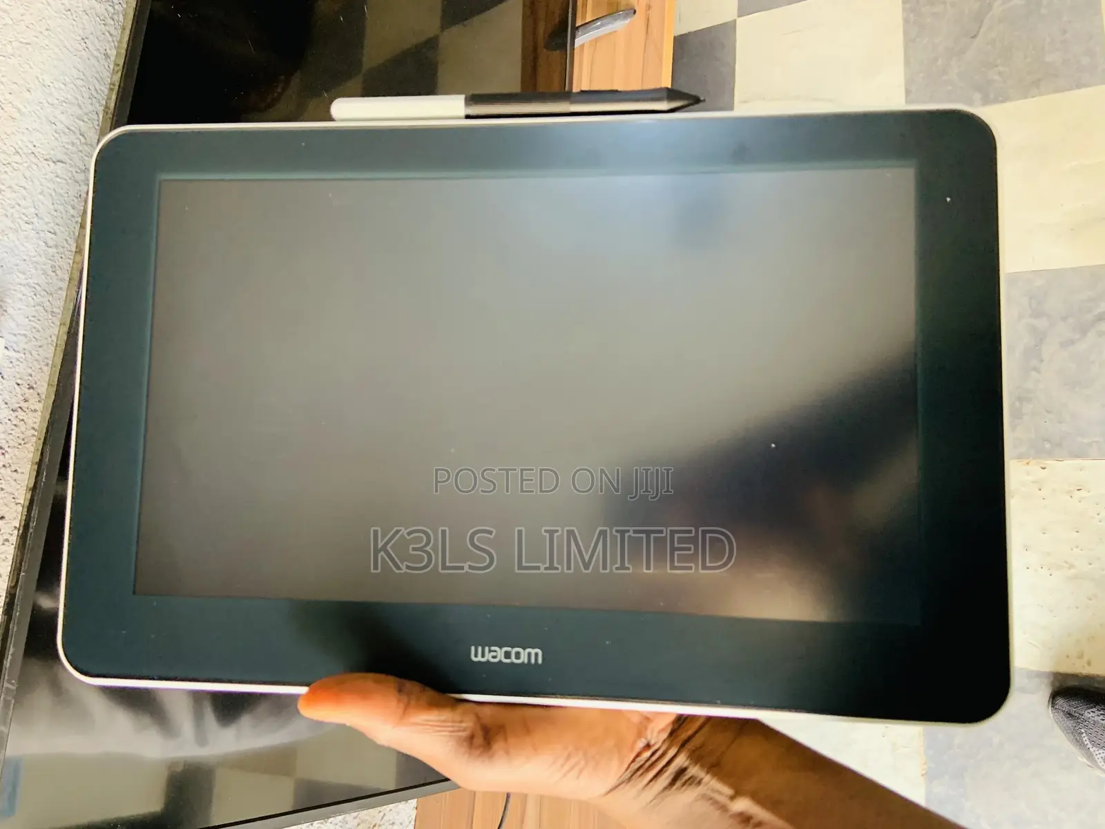 Wacom One Creative Pen Display
