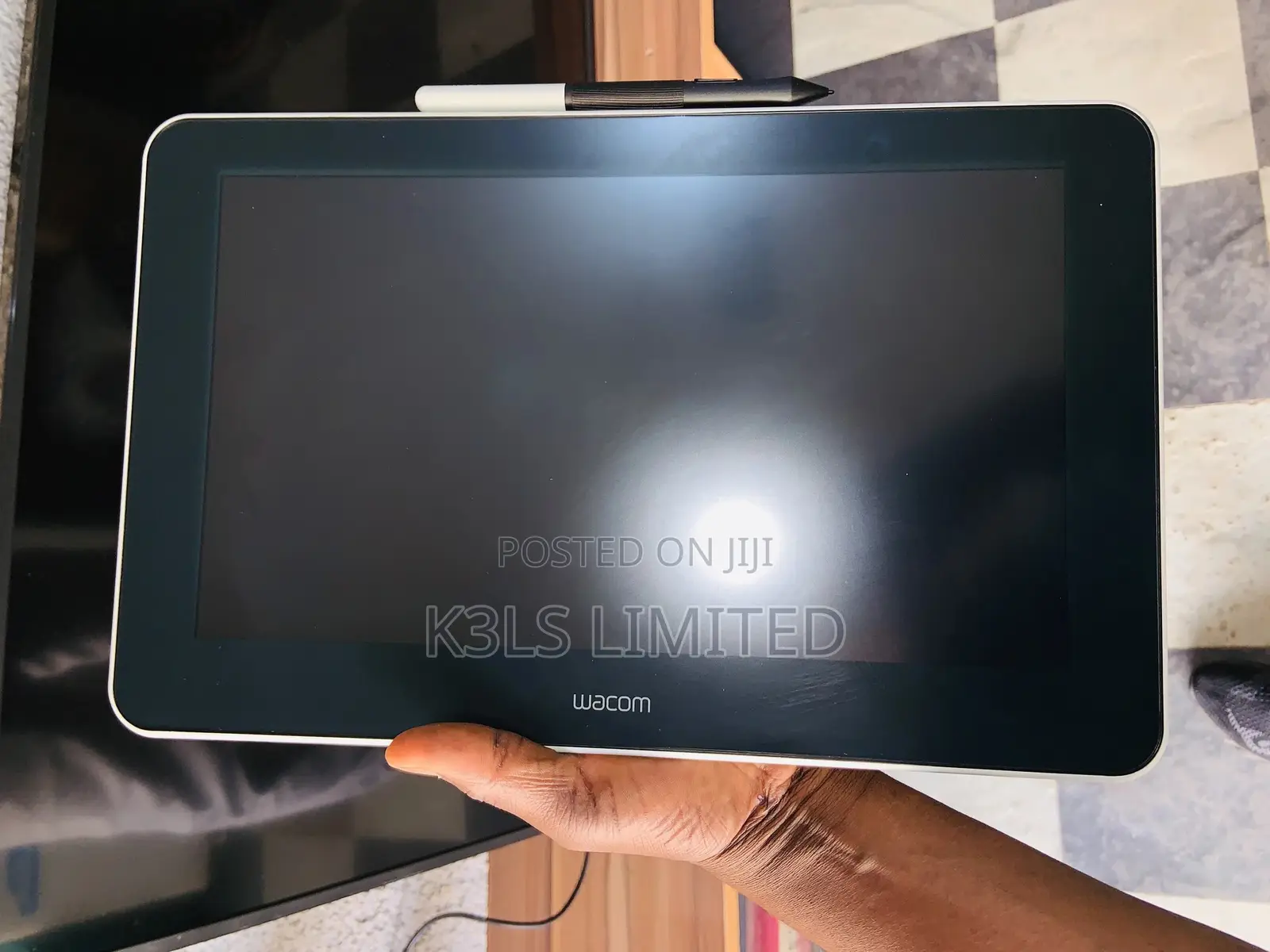 Wacom One Creative Pen Display