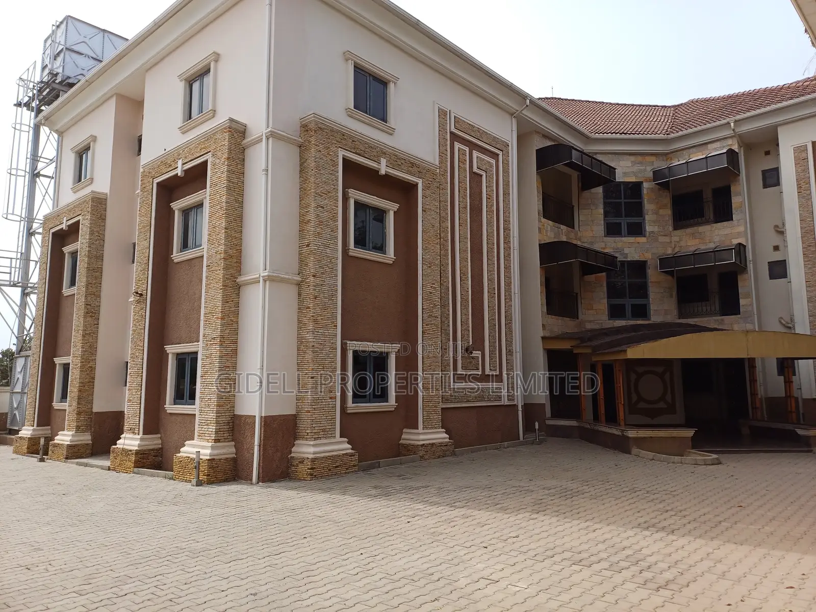 3bdrm Block of Flats in Guzape District for rent