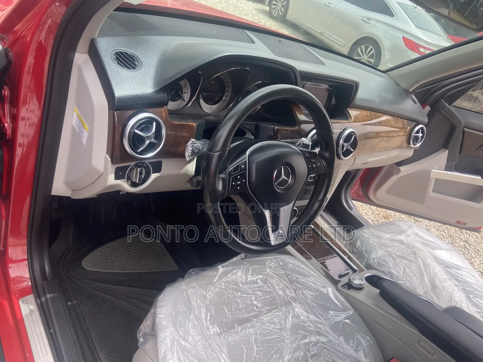 Mercedes-Benz GLK-Class 2014 Red