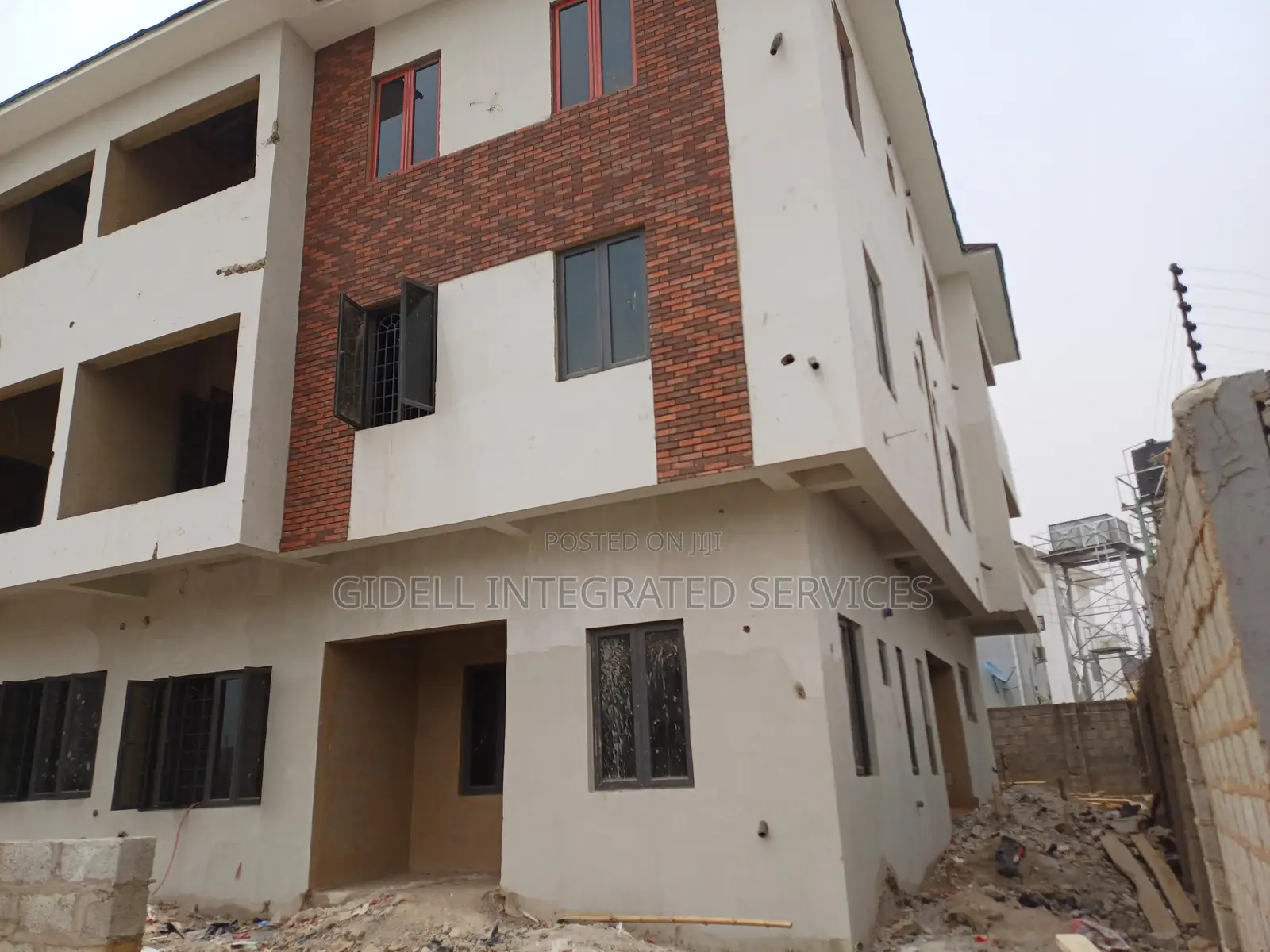 4bdrm House in Jahi for sale