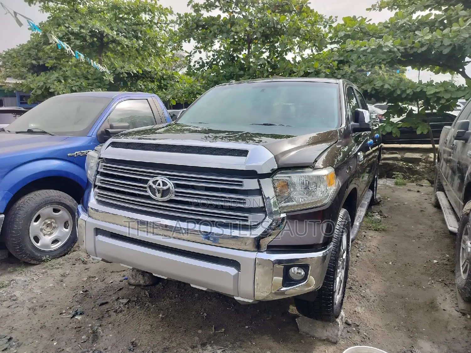Toyota Tundra 2017 Black