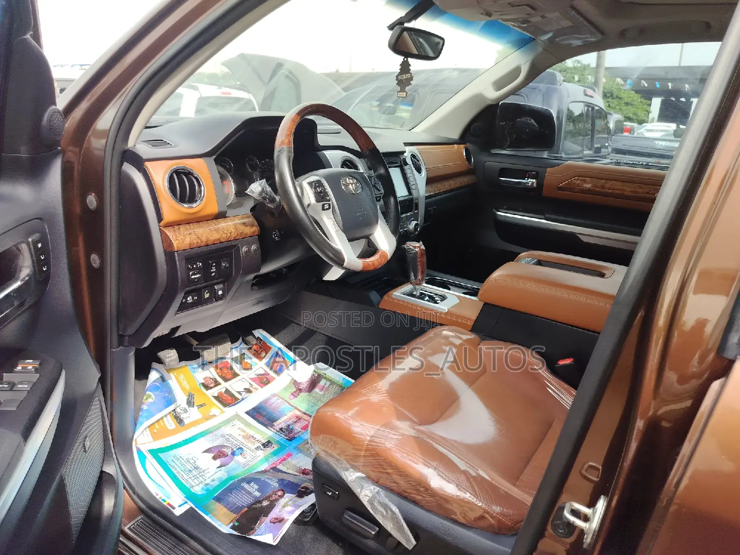 Toyota Tundra 2017 Brown
