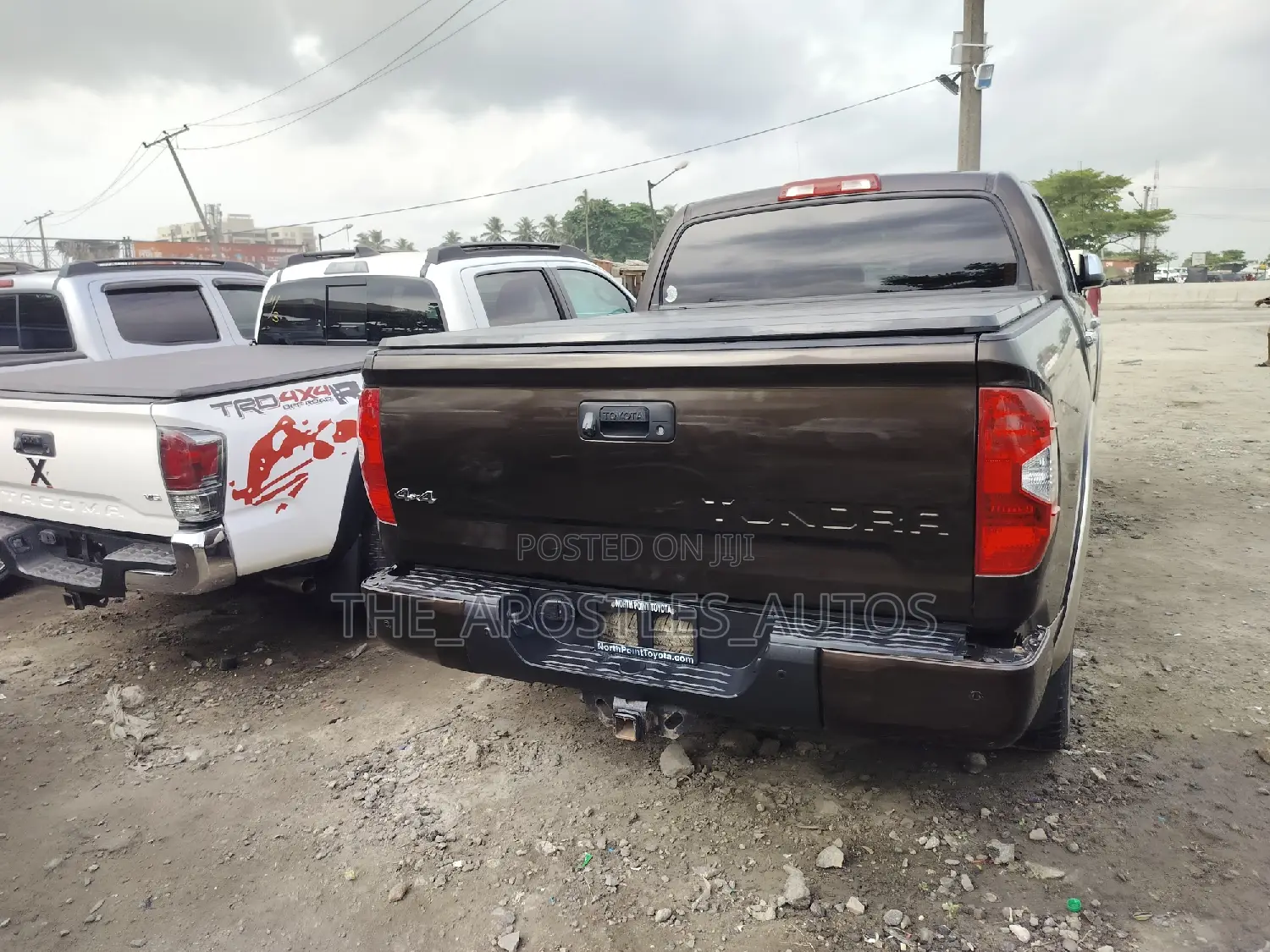 Toyota Tundra 2016 Brown