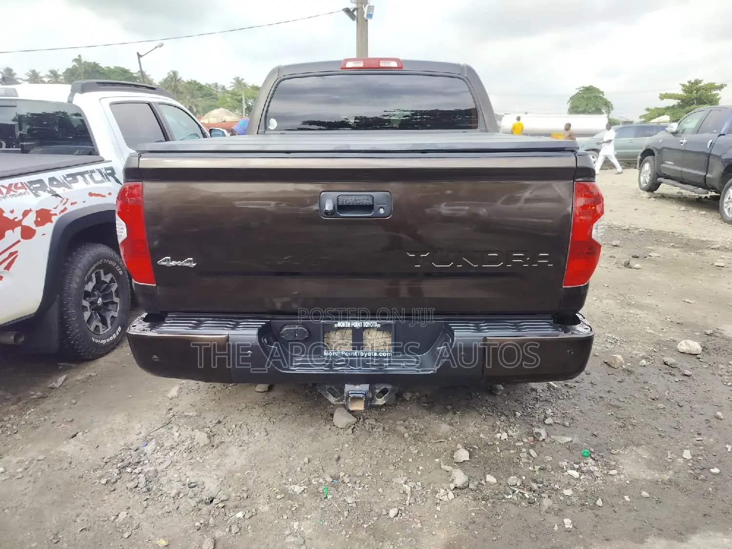 Toyota Tundra 2016 Brown