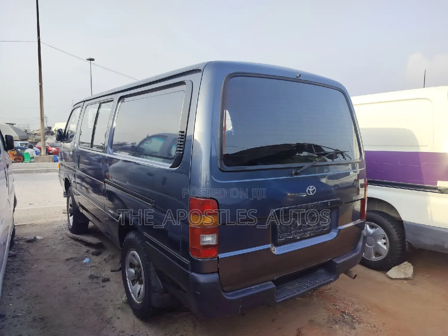 Toyota HiAce 2006 Blue